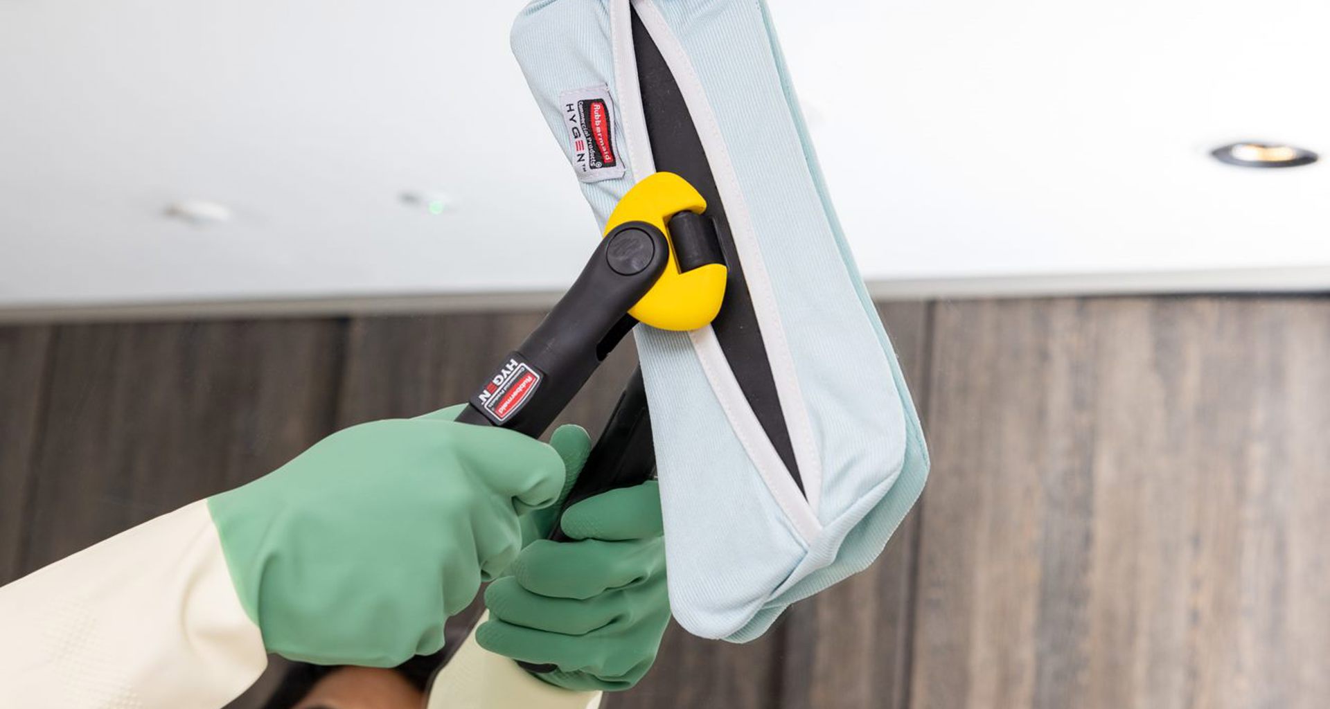 9C8d9cce 2Ce4 4484 Ae93 105B3bf869cc